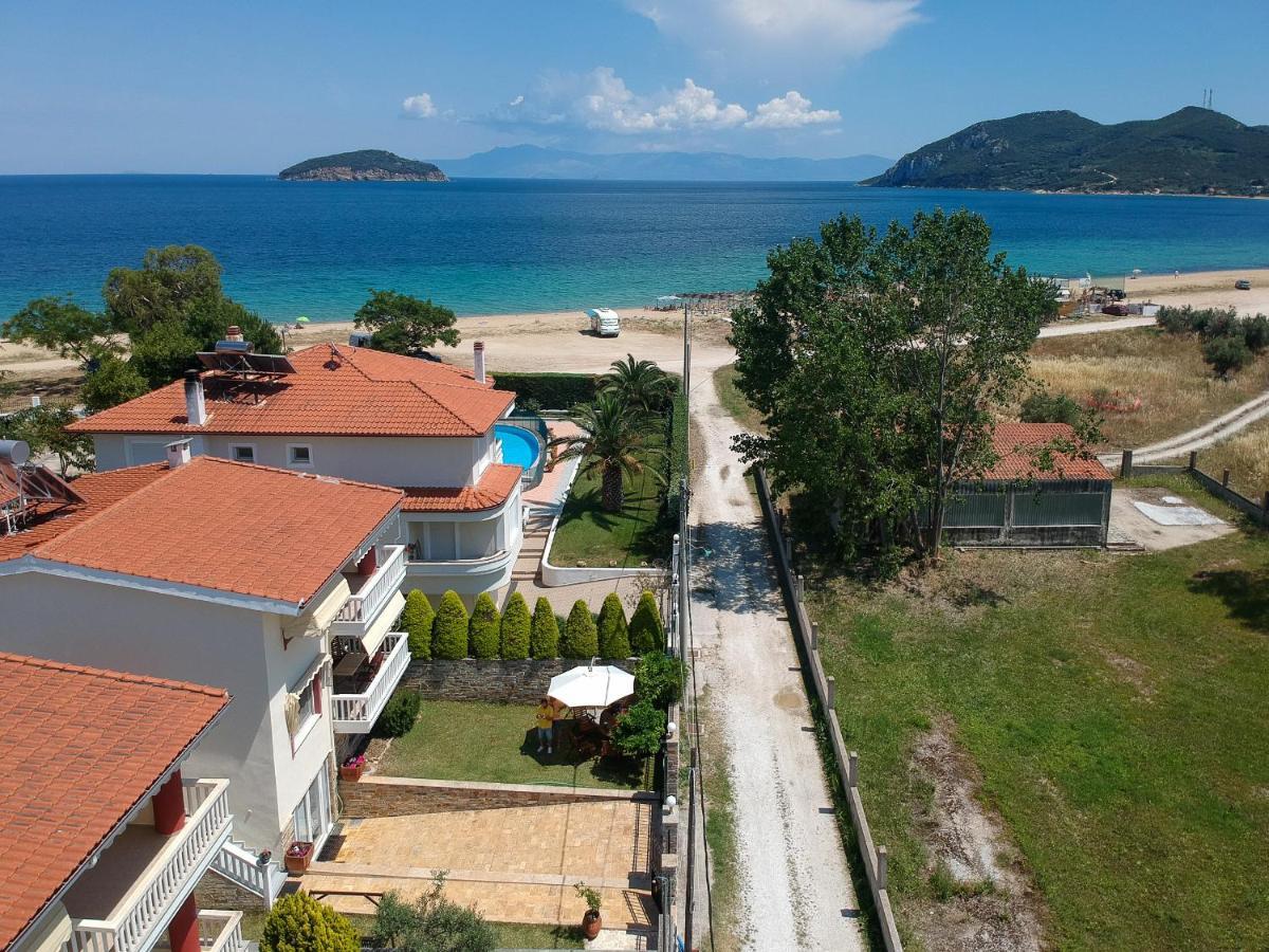 Starfish Villa Nea Iraklitsa Exterior foto